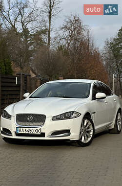 Jaguar XF  2012