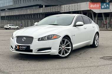 Jaguar XF  2014