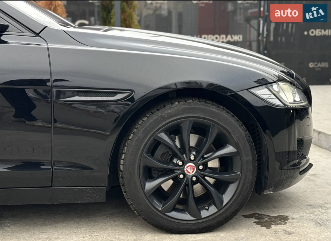 2016 Jaguar XF - мініатюра 3