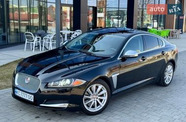 Jaguar XF  2014
