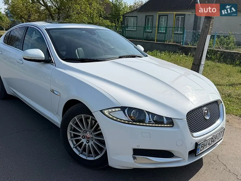 Jaguar XF 2014