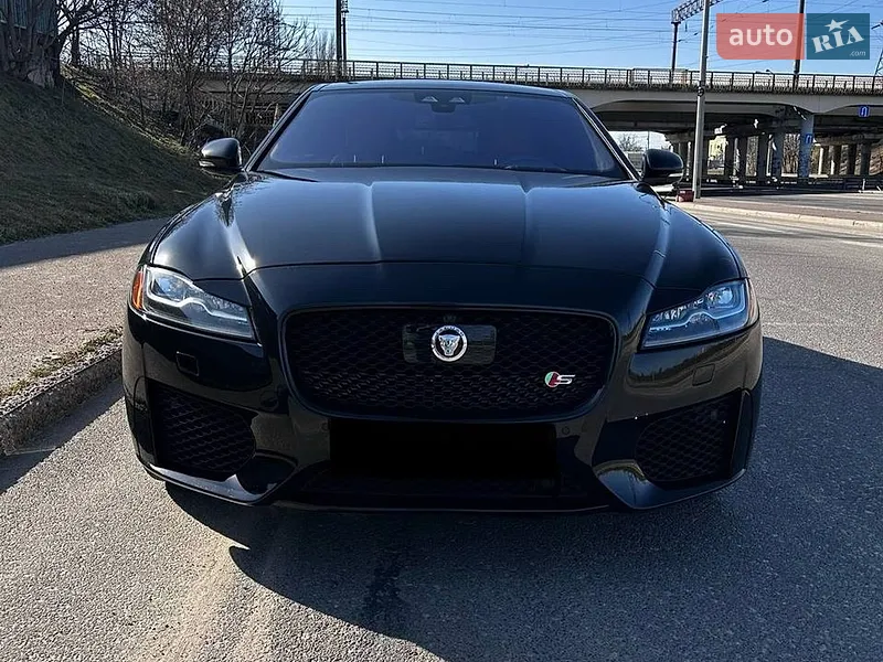 Jaguar XF