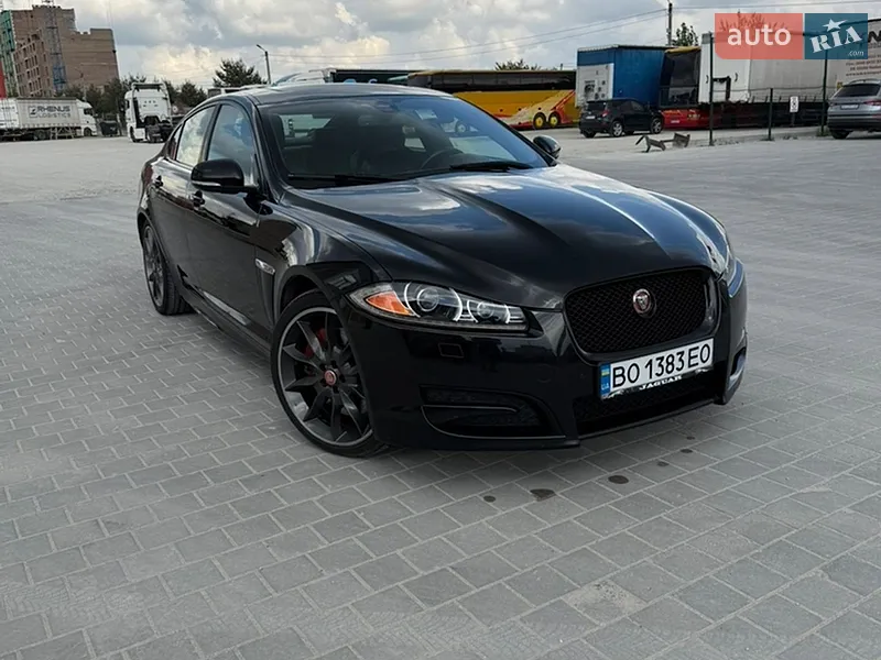 Jaguar XF