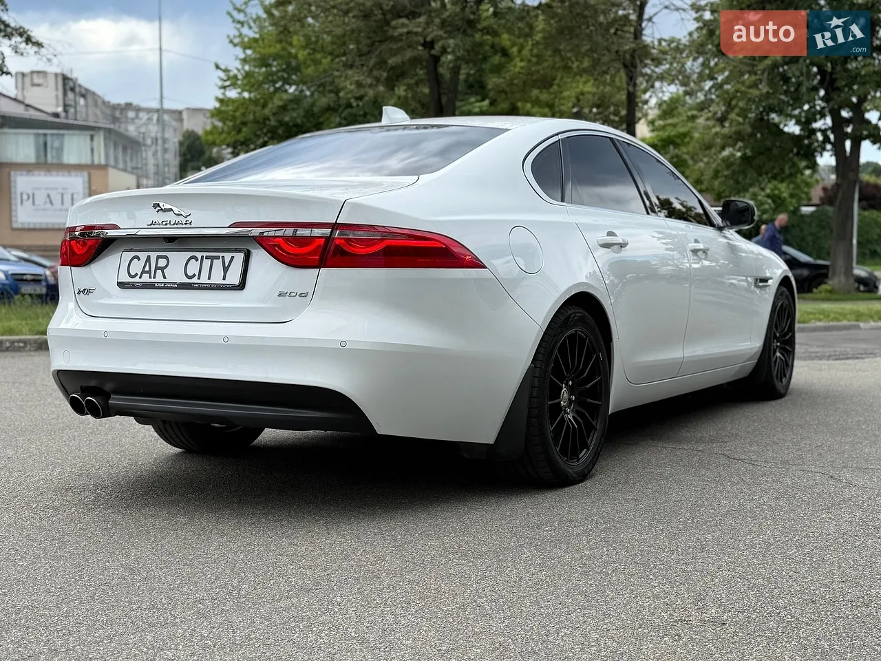 2016 Jaguar XF - мініатюра 5