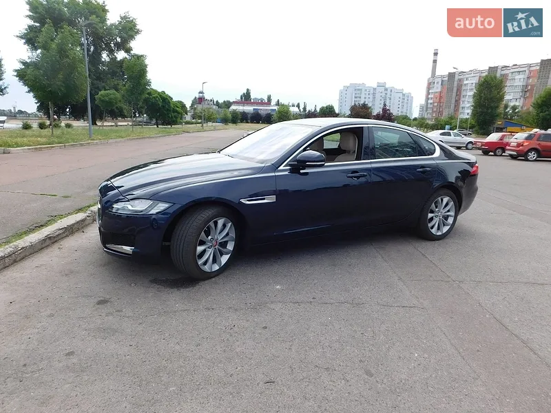 Jaguar XF 2019