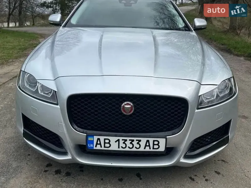 Jaguar XF