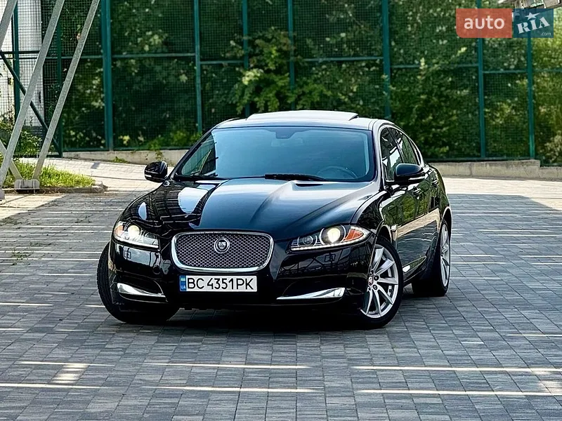 Jaguar XF 2013