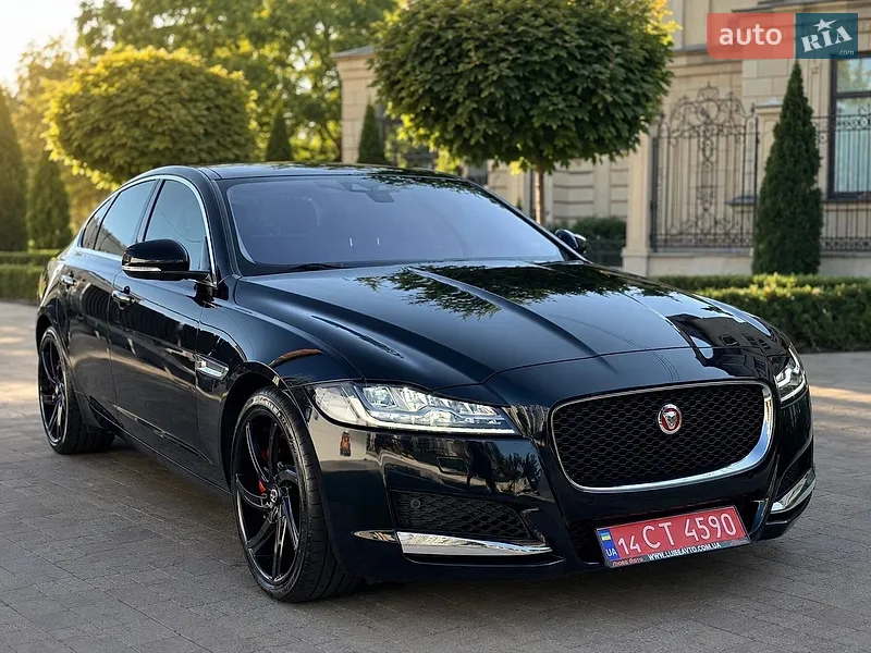 Jaguar XF 2016