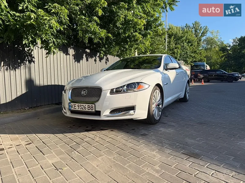 Jaguar XF 2014