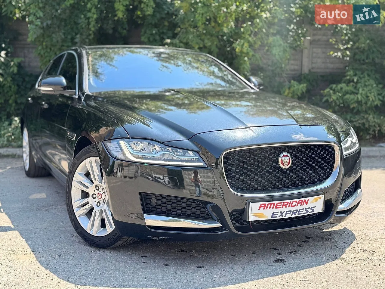 2016 Jaguar XF - мініатюра 3