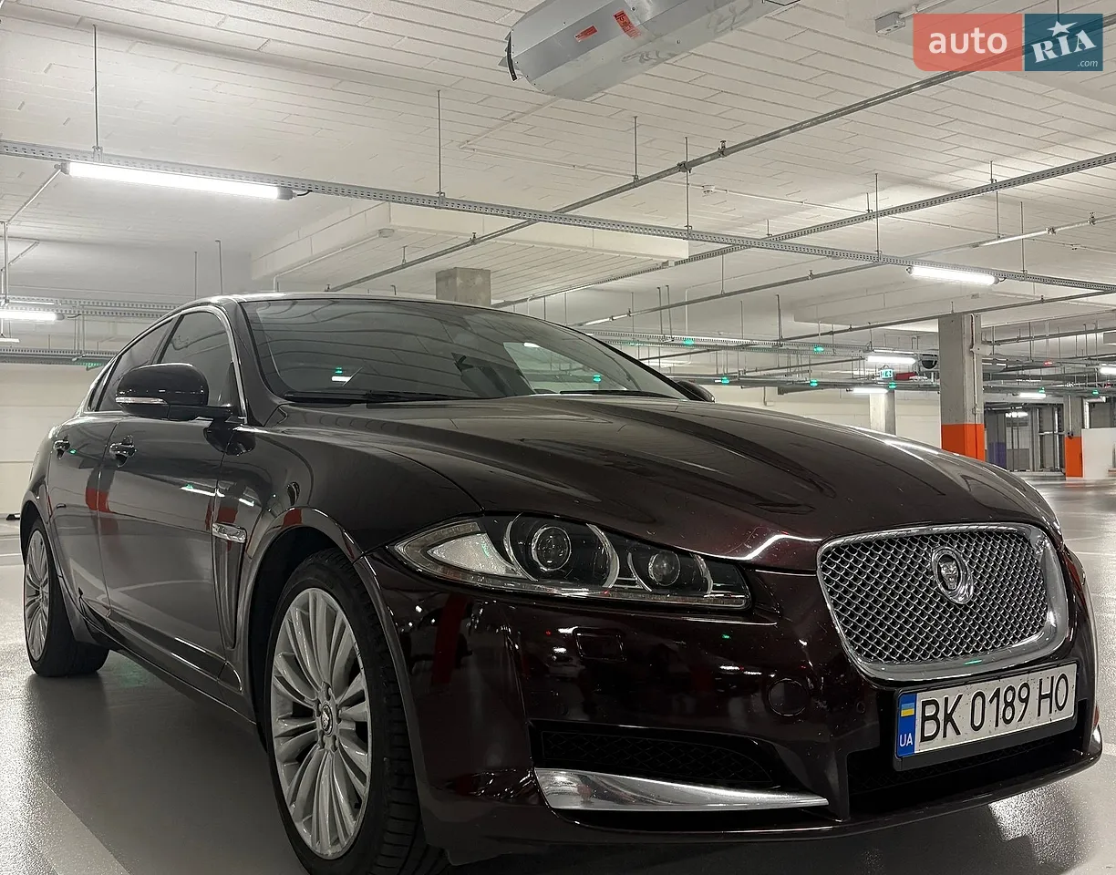 2012 Jaguar XF - мініатюра 3