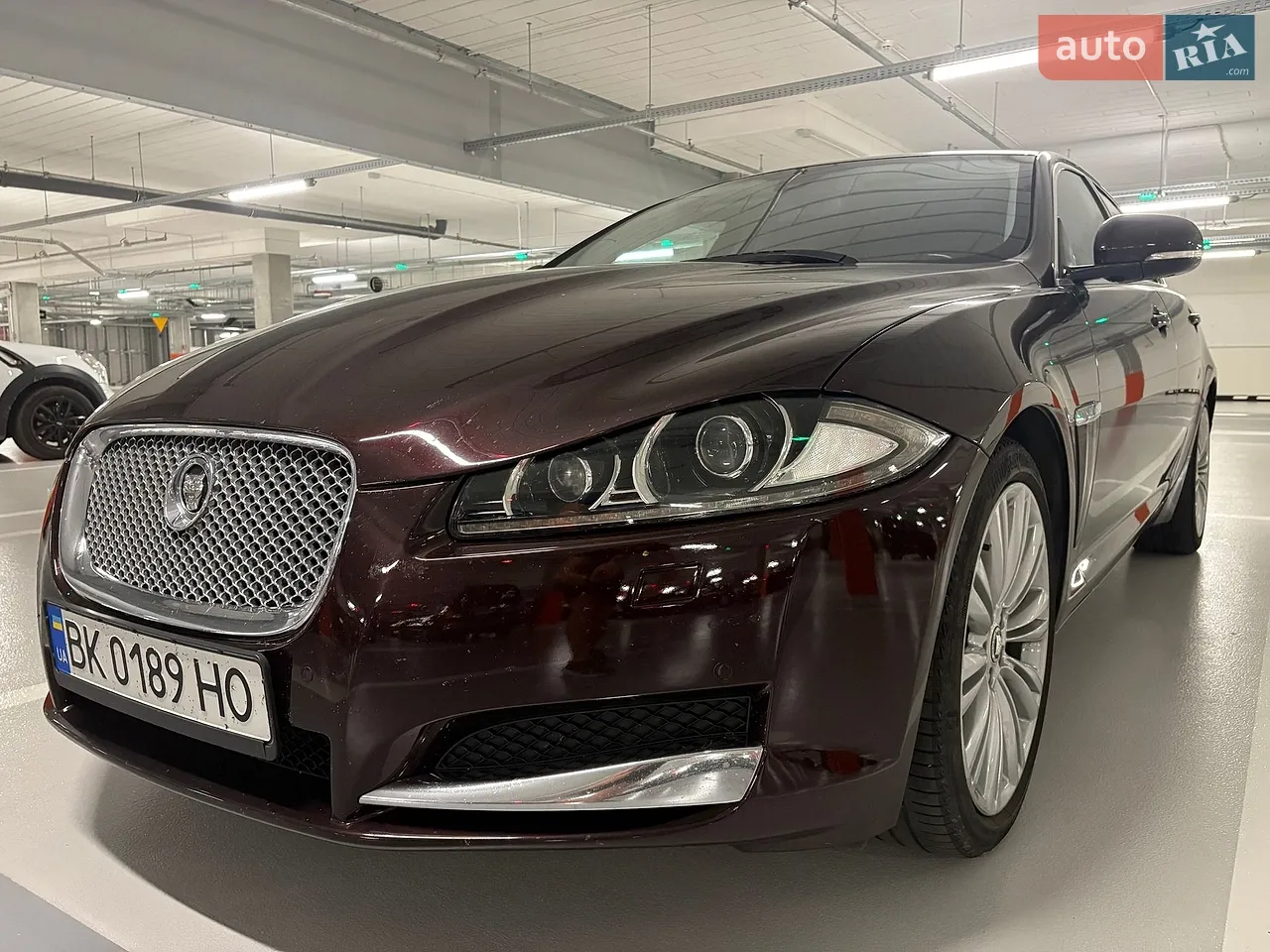 2012 Jaguar XF - мініатюра 2