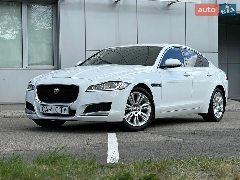 Jaguar XF 2016