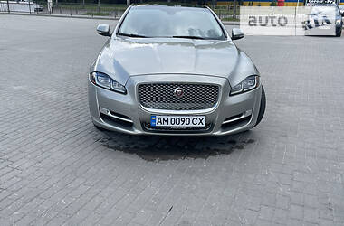 Jaguar XJ  2013