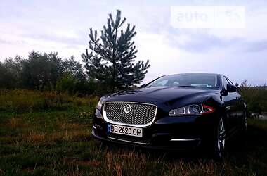 Jaguar XJ portfolio 2013