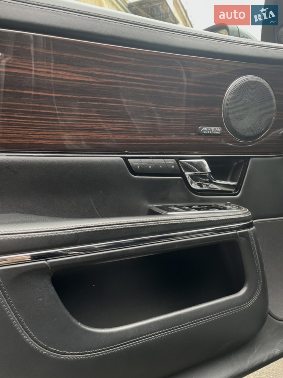 2013 Jaguar XJ - мініатюра 5