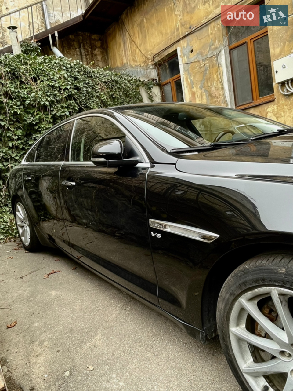 2013 Jaguar XJ - мініатюра 3