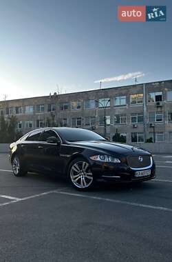 Jaguar XJ  2013