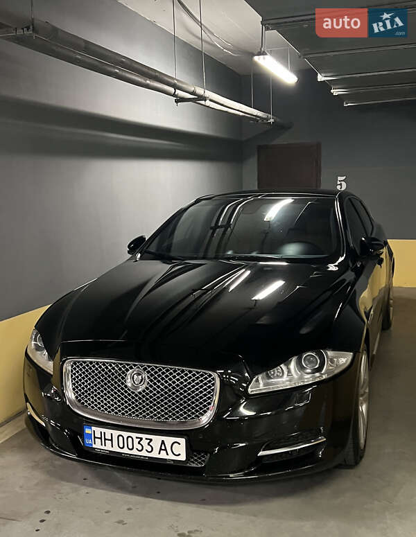 Jaguar XJ 2011 року в Одесі