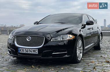 Jaguar XJ  2015