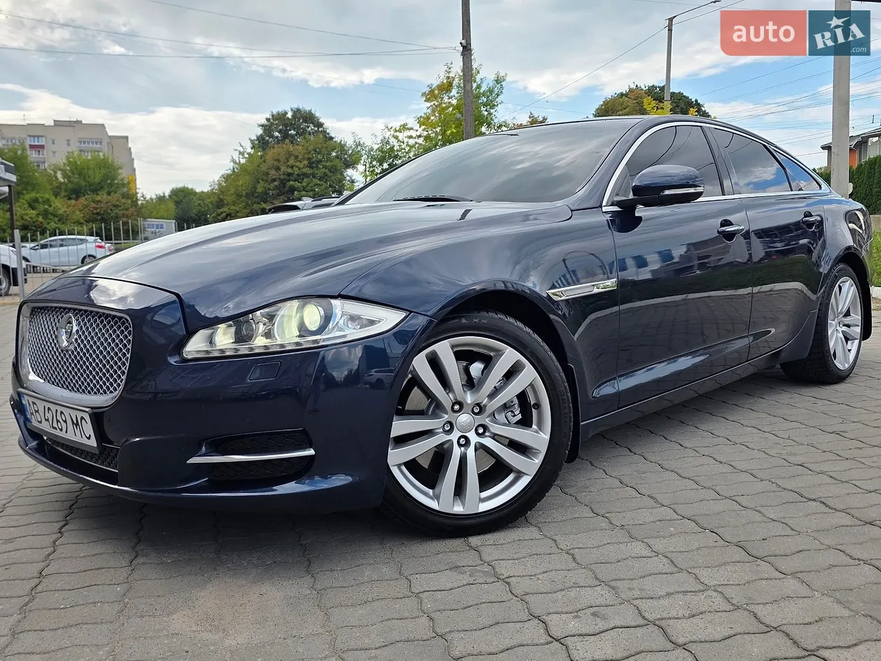 2011 Jaguar XJ - фото 1