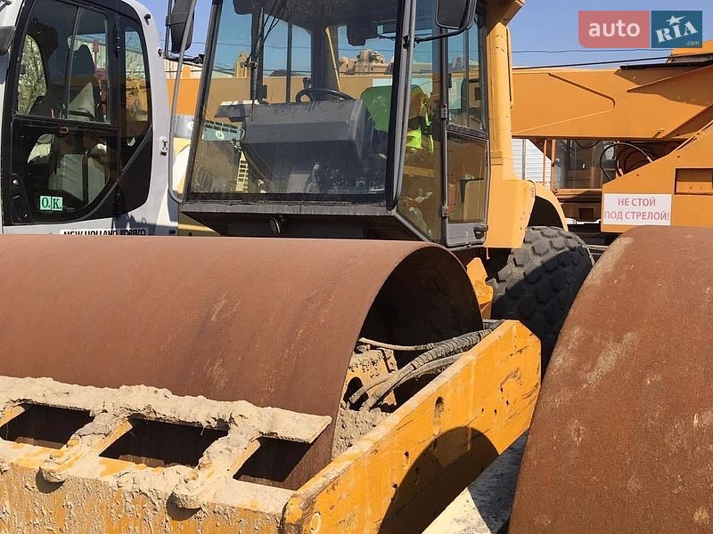 JCB 1100