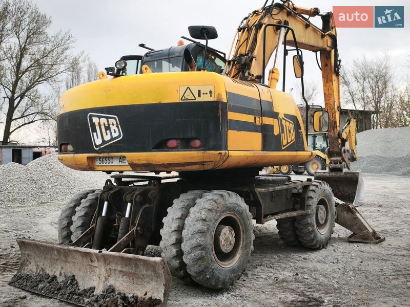 Колісний екскаватор JCB 175