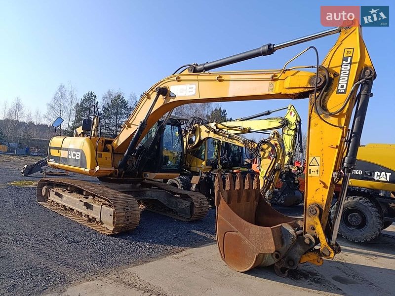 JCB 220