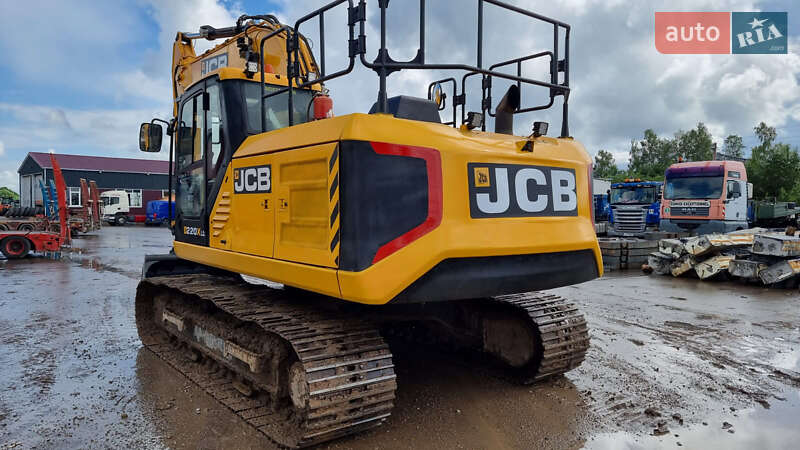 JCB 220LC Xtra