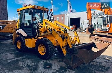 Екскаватор навантажувач JCB 2CX 2004 в Луцьку