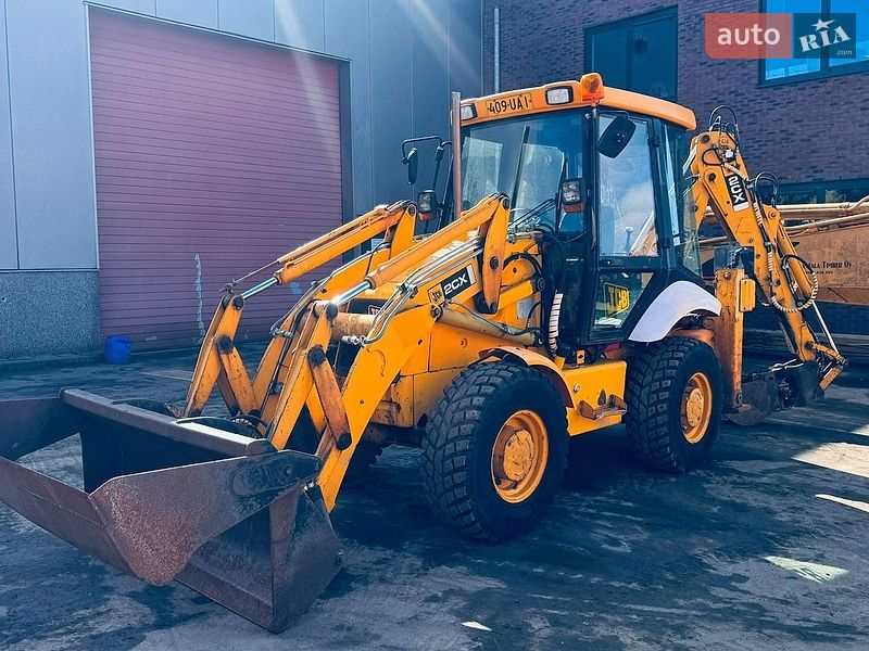 Екскаватор навантажувач JCB 2CX 2004 в Луцьку