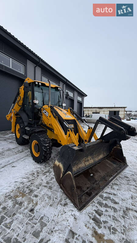 Екскаватор навантажувач JCB 3CX Super