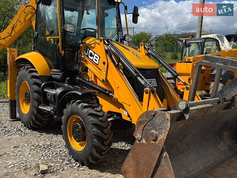 Экскаватор погрузчик JCB 3CX