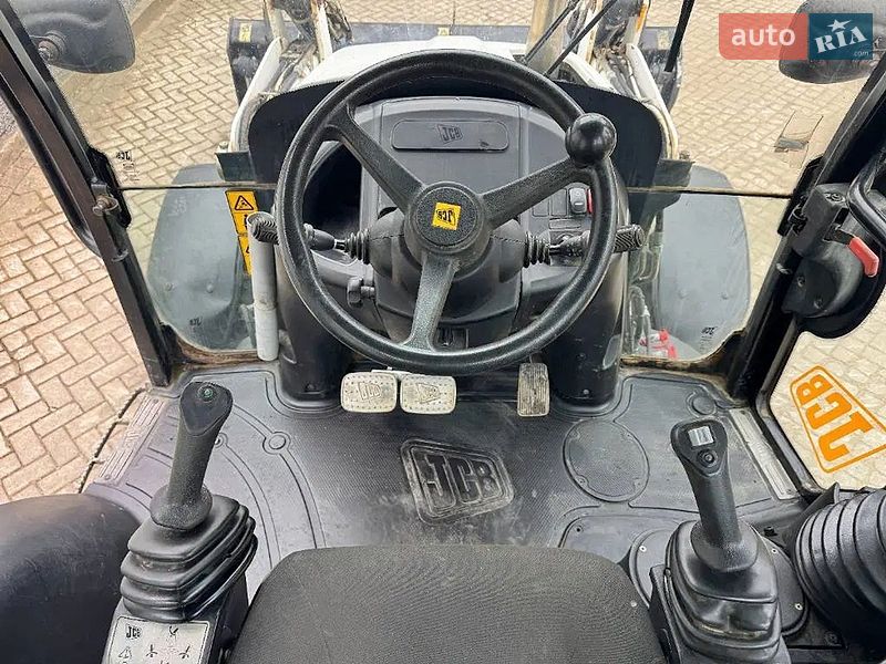 Екскаватор навантажувач JCB 3CX 2013 в Дубні фото 23 Екскаватор навантажувач JCB 3CX 2013 в Дубні