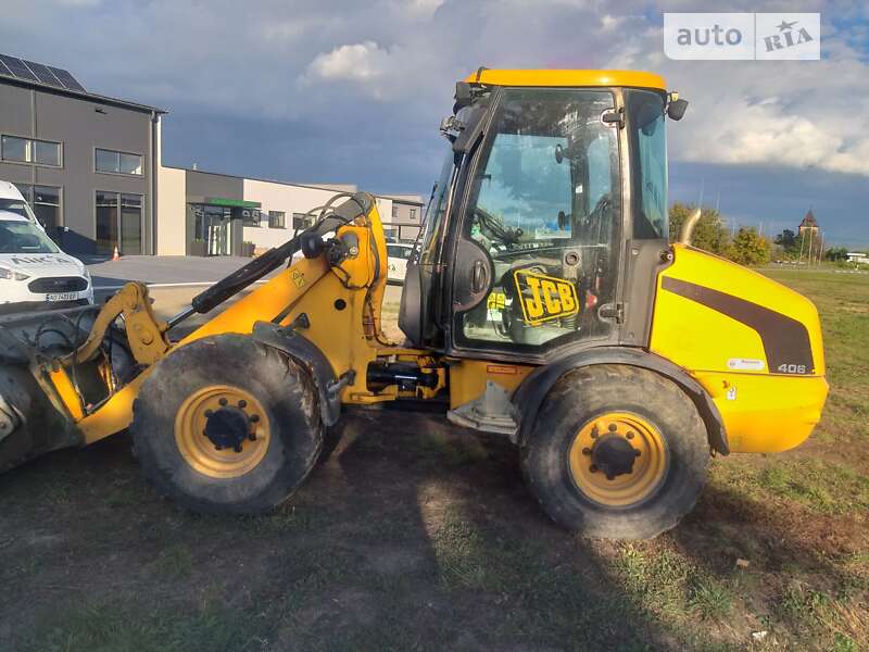 Фронтальный погрузчик JCB 406