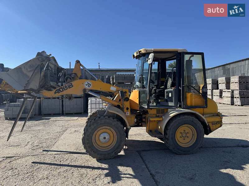 JCB 408
