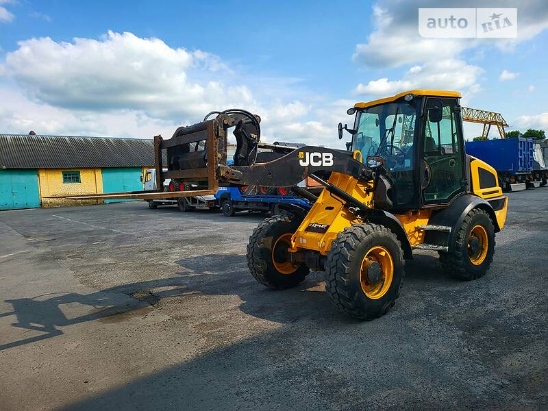 JCB 409