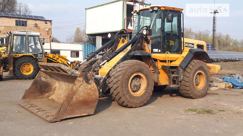 Фронтальный погрузчик JCB 436