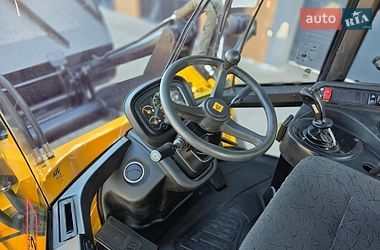 Фронтальні навантажувачі JCB 437 2015 в Рівному