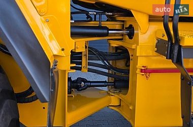 Фронтальні навантажувачі JCB 437 2015 в Рівному
