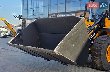 Фронтальні навантажувачі JCB 437 2015 в Рівному