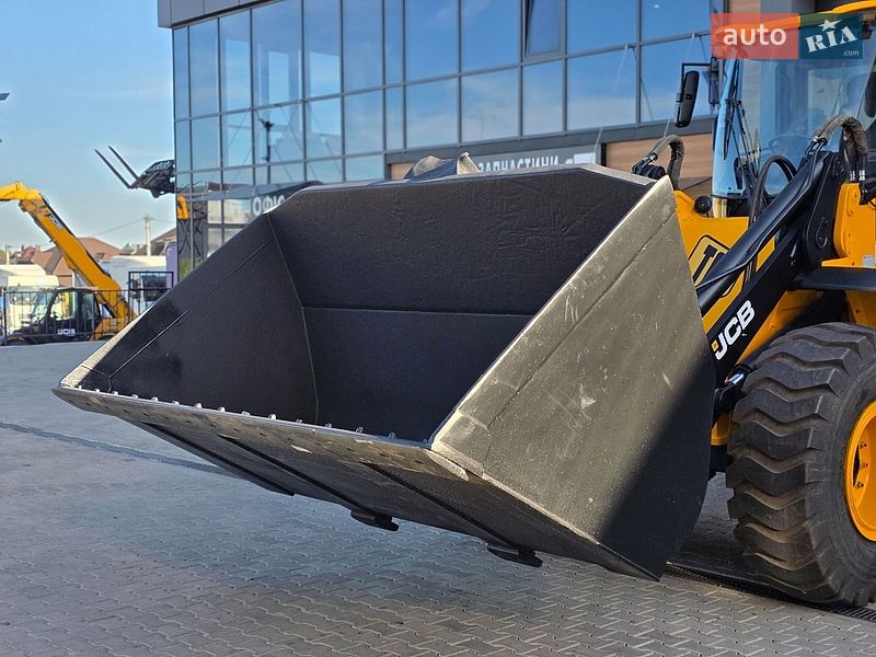Фронтальні навантажувачі JCB 437 2015 в Рівному