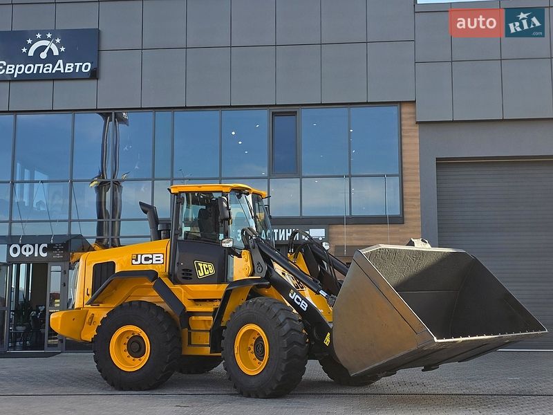 Фронтальні навантажувачі JCB 437 2015 в Рівному