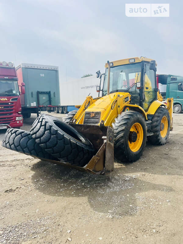 JCB 4CX