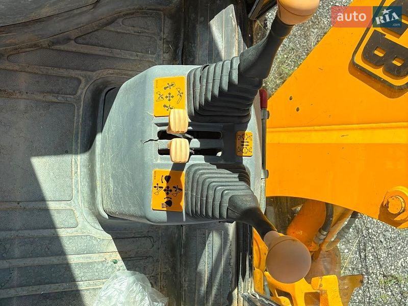 Экскаватор погрузчик JCB 4CX 1999 в Черновцах фото 7 Экскаватор погрузчик JCB 4CX 1999 в Черновцах