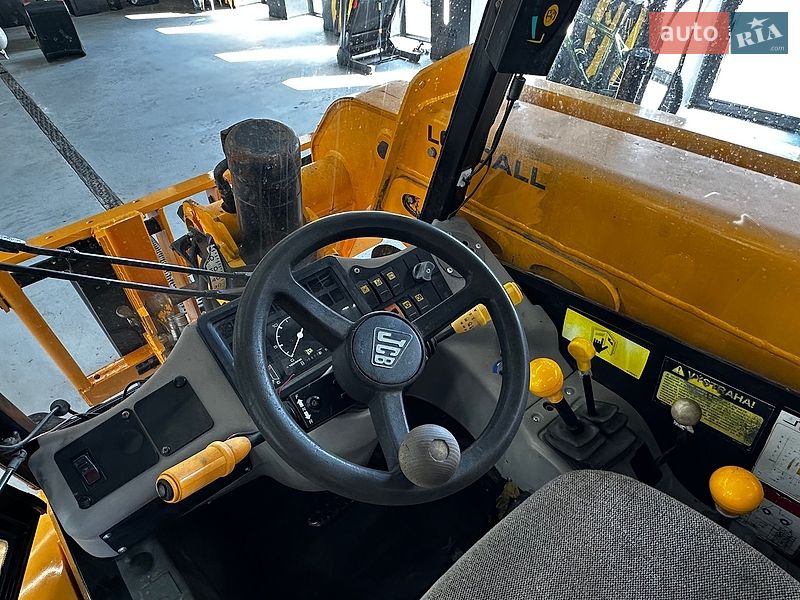 Телескопический погрузчик JCB 520 2009 в Хусте