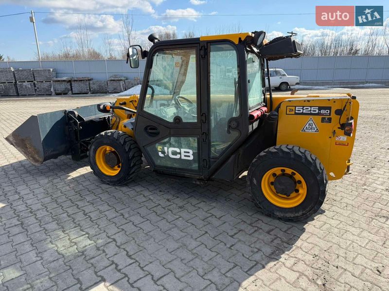 Телескопический погрузчик JCB 525-60 Hi-Viz