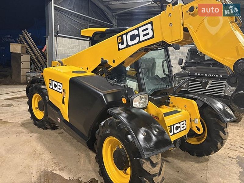 JCB 525