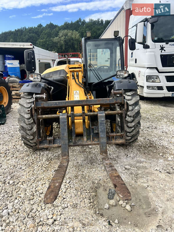 JCB 527-58