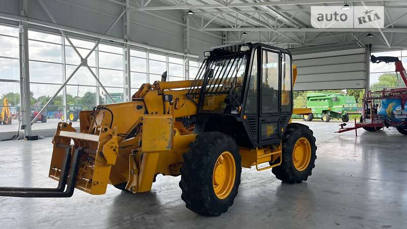 Телескопический погрузчик JCB 530